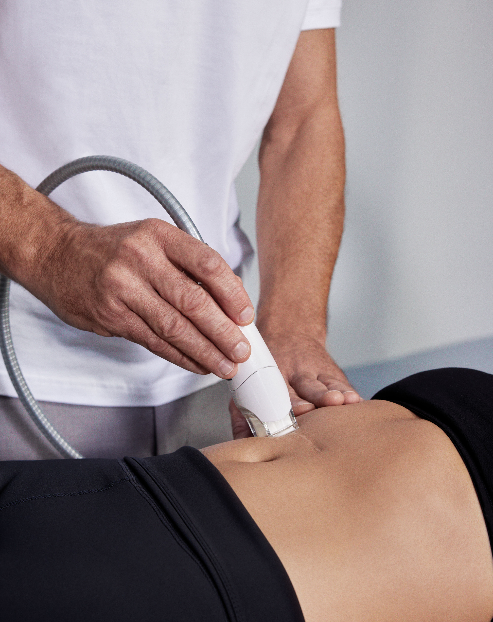 02_ALLIANCE_KINE_F_0499_2000px Jetzt geht es Fettpolstern und Cellulite an den Kragen. Jetzt Lipomassage mit LPG endermologie in Lübeck buchen.